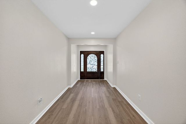 108 Dupont Circle, Fort Worth, TX 76134