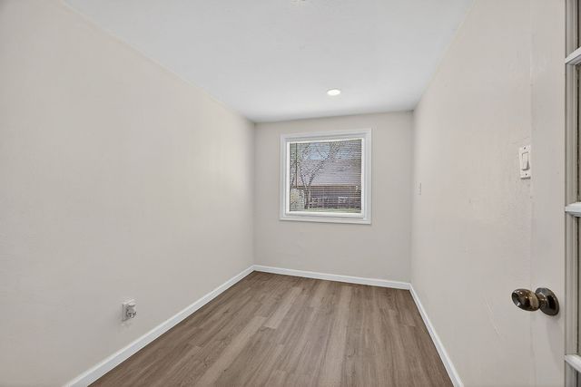 108 Dupont Circle, Fort Worth, TX 76134