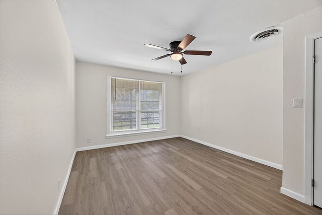 108 Dupont Circle, Fort Worth, TX 76134