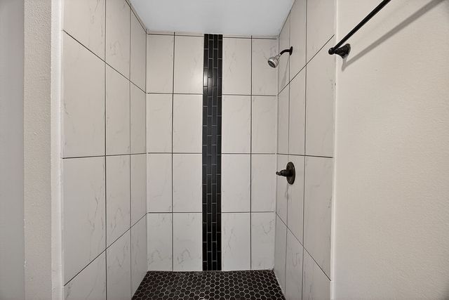 108 Dupont Circle, Fort Worth, TX 76134