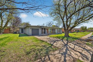 108 Dupont Circle, Fort Worth, TX 76134