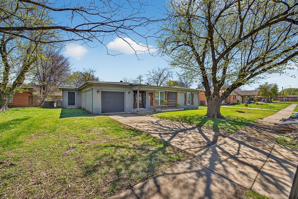 108 Dupont Circle, Fort Worth, TX 76134