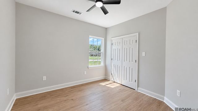 8854 Gov Pleasant Dr, Baton Rouge, LA 70811