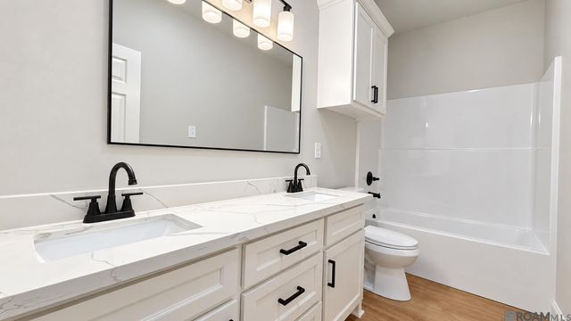 8854 Gov Pleasant Dr, Baton Rouge, LA 70811