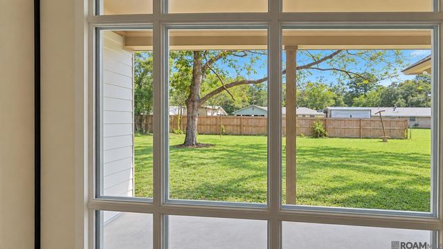 8854 Gov Pleasant Dr, Baton Rouge, LA 70811
