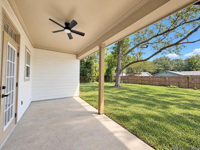 8854 Gov Pleasant Dr, Baton Rouge, LA 70811