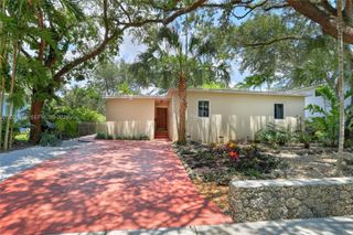 5835 SW 49th St, Miami, FL 33155