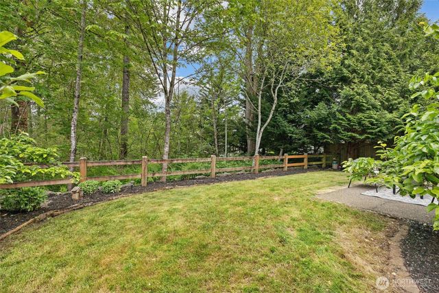 1021 271st Avenue SE, Sammamish, WA 98075