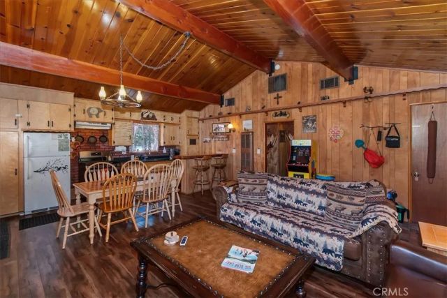 42697 Cougar, Big Bear Lake, CA 92315
