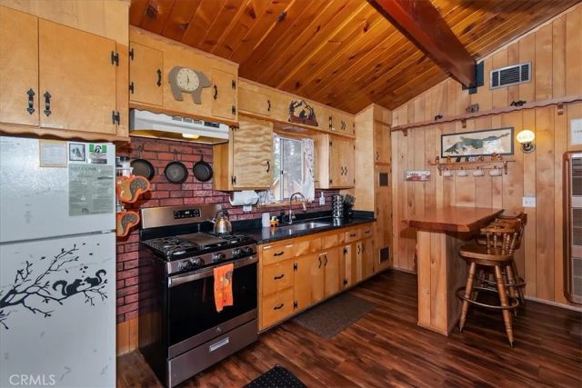 42697 Cougar, Big Bear Lake, CA 92315
