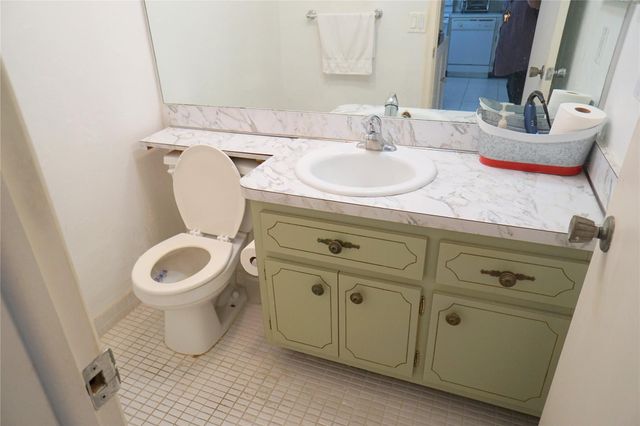 303 N Riverside Drive PH-4, Pompano Beach, FL 33062