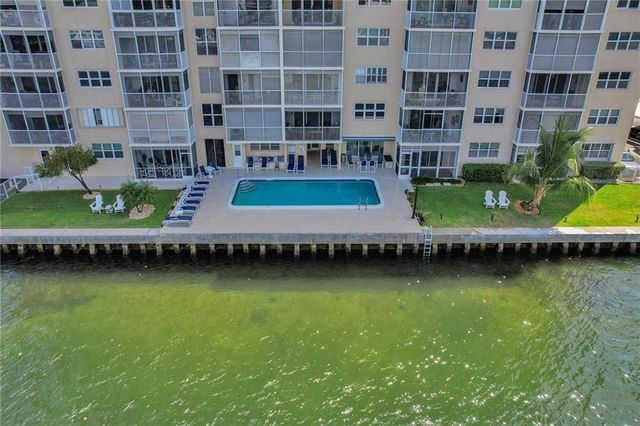 303 N Riverside Drive PH-4, Pompano Beach, FL 33062