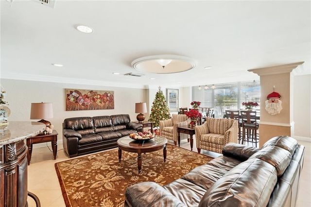 303 N Riverside Drive PH-4, Pompano Beach, FL 33062