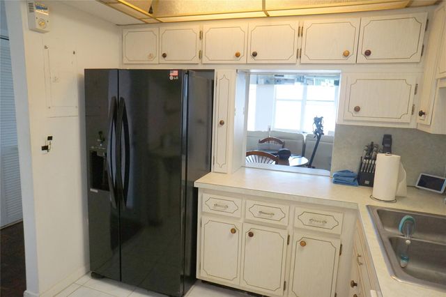 303 N Riverside Drive PH-4, Pompano Beach, FL 33062