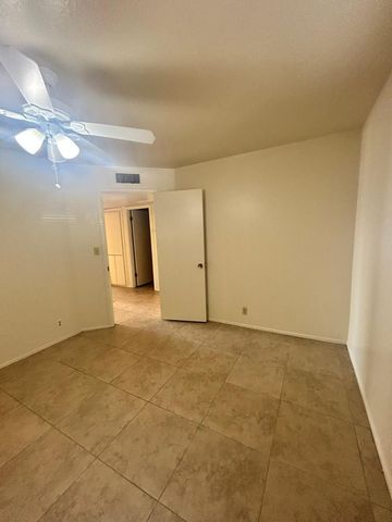 5233 E University Drive Apt B, Mesa, AZ 85205