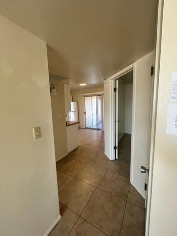 5233 E University Drive Apt B, Mesa, AZ 85205