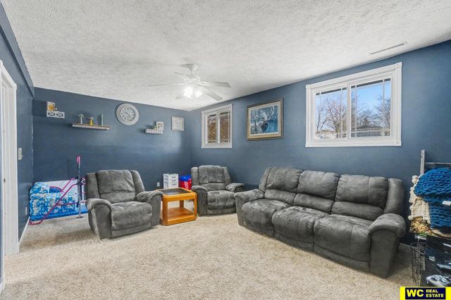 107 W 5 Street, Kennard, NE 68034