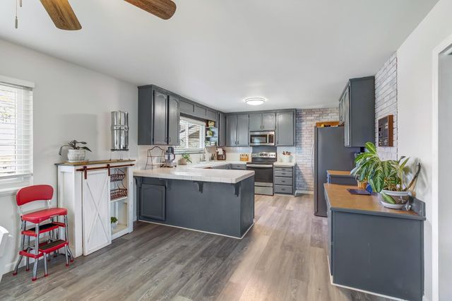 3326 Hartvickson Ln, Valley Springs, CA 95252