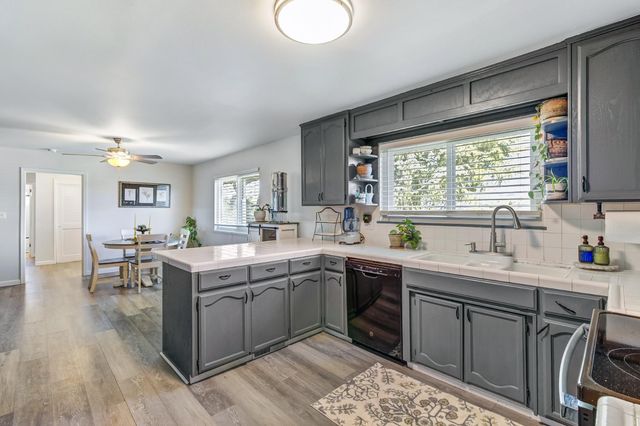 3326 Hartvickson Ln, Valley Springs, CA 95252