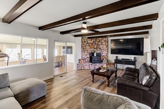 3326 Hartvickson Ln, Valley Springs, CA 95252