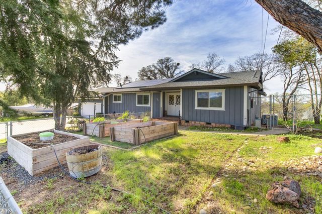 3326 Hartvickson Ln, Valley Springs, CA 95252
