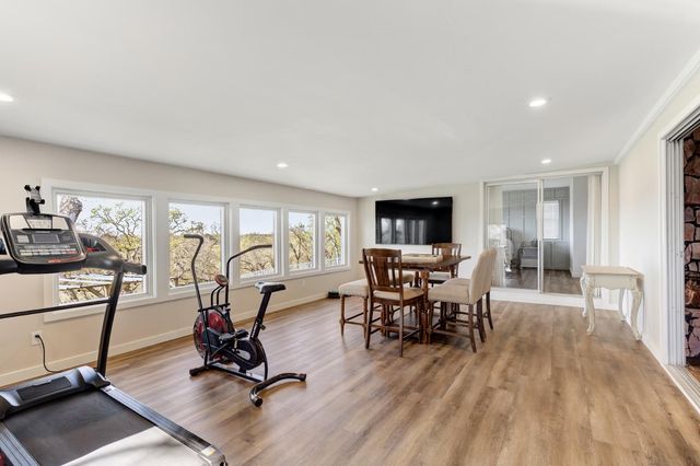 3326 Hartvickson Ln, Valley Springs, CA 95252