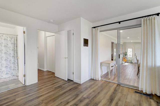 3326 Hartvickson Ln, Valley Springs, CA 95252