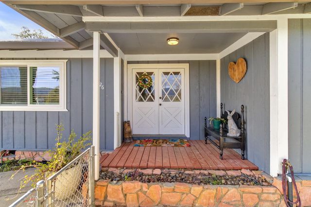 3326 Hartvickson Ln, Valley Springs, CA 95252