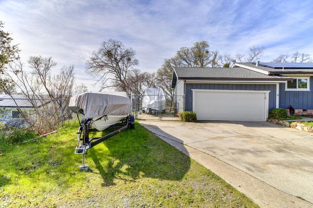 3326 Hartvickson Ln, Valley Springs, CA 95252