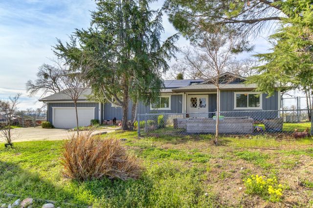 3326 Hartvickson Ln, Valley Springs, CA 95252
