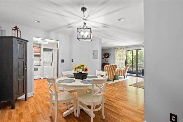 221 Oak St 18-24, Brockton, MA 02301