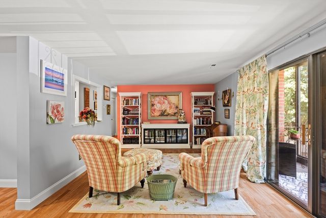 221 Oak St 18-24, Brockton, MA 02301