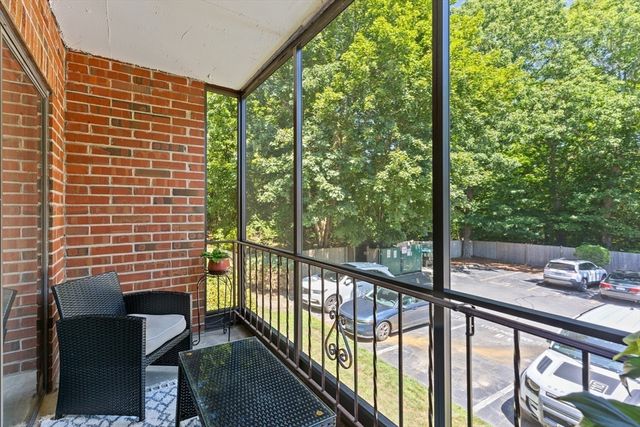221 Oak St 18-24, Brockton, MA 02301