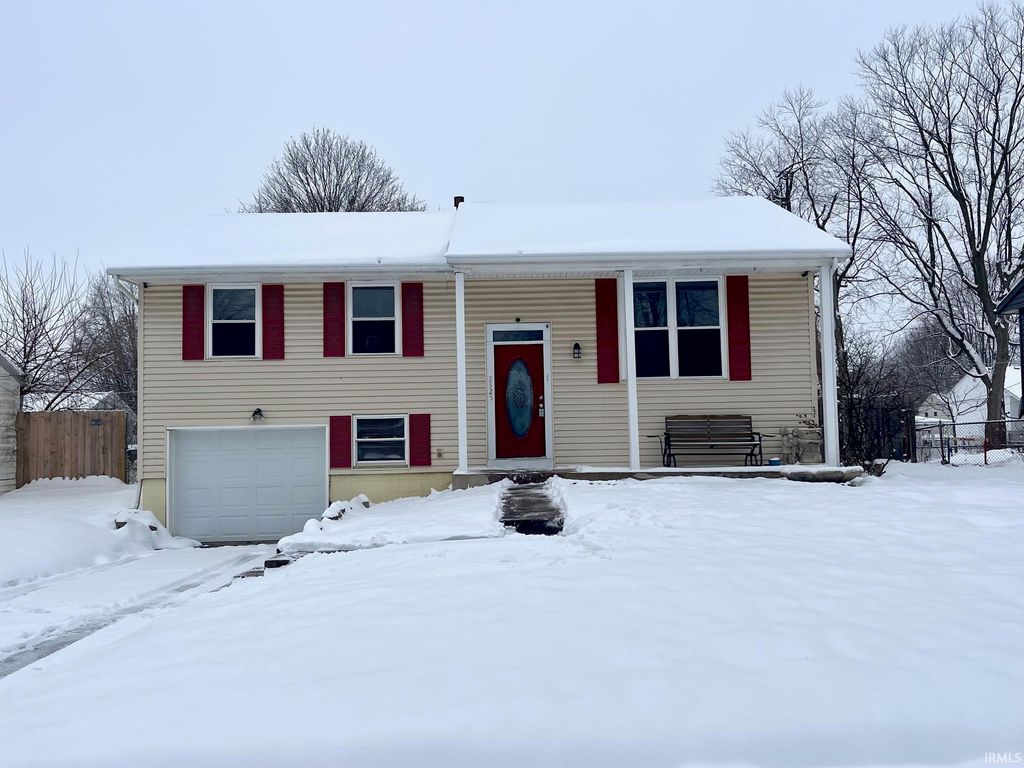 2325 Balmoral Boulevard, Kokomo, IN 46902