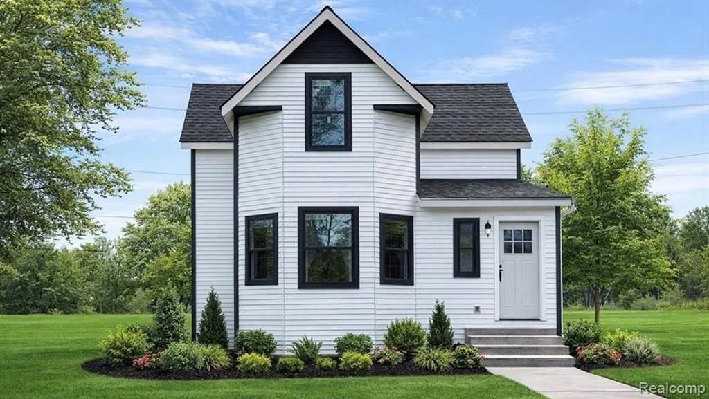 8864 Charlevoix Street, Detroit, MI 48214
