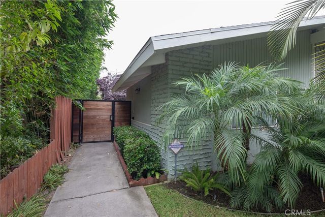 329 Orizaba Avenue 3, Long Beach, CA 90814