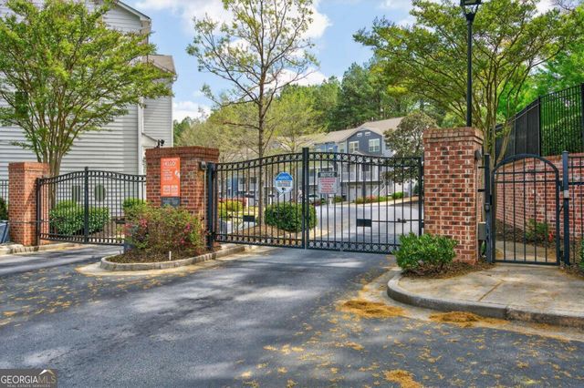 1609 Liberty Parkway NW, Atlanta, GA 30318