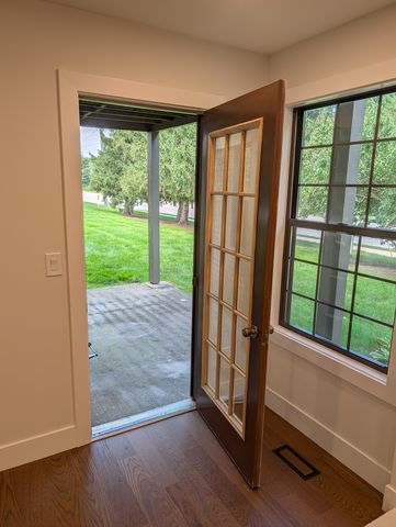 332 Essex Court 4, Wood Dale, IL 60191
