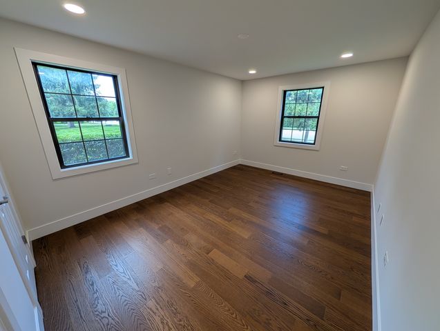 332 Essex Court 4, Wood Dale, IL 60191