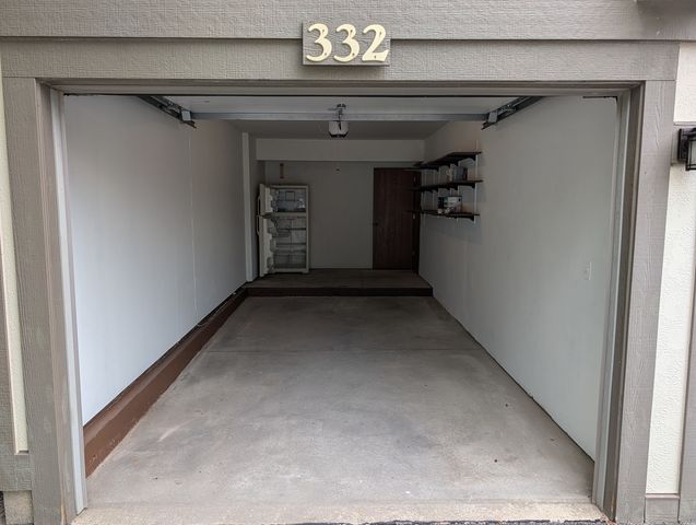 332 Essex Court 4, Wood Dale, IL 60191