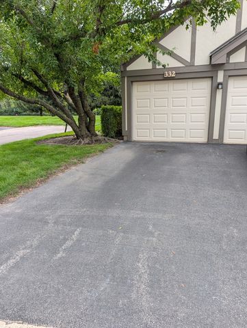 332 Essex Court 4, Wood Dale, IL 60191