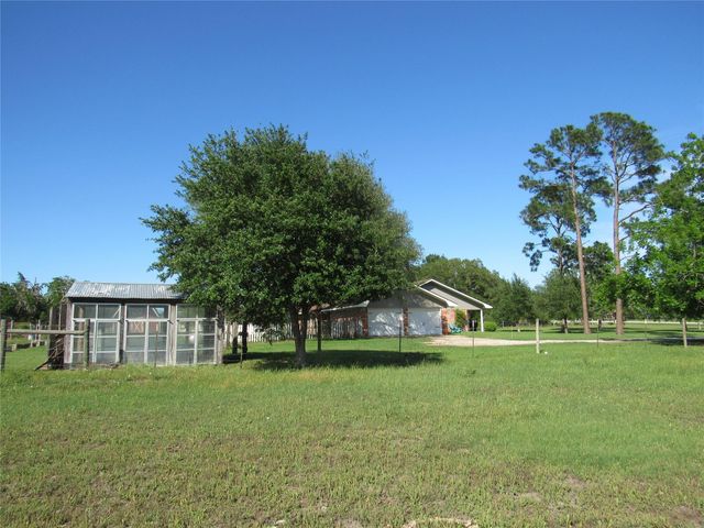 1270 Salem Road, Brenham, TX 77833
