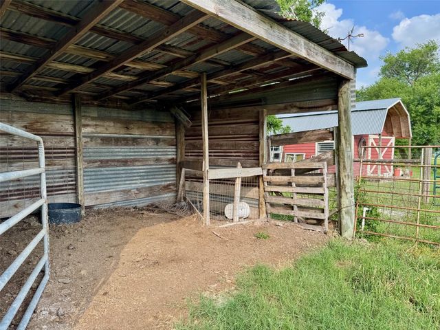 1270 Salem Road, Brenham, TX 77833