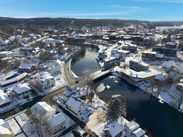 96 Church Street, Laconia, NH 03246