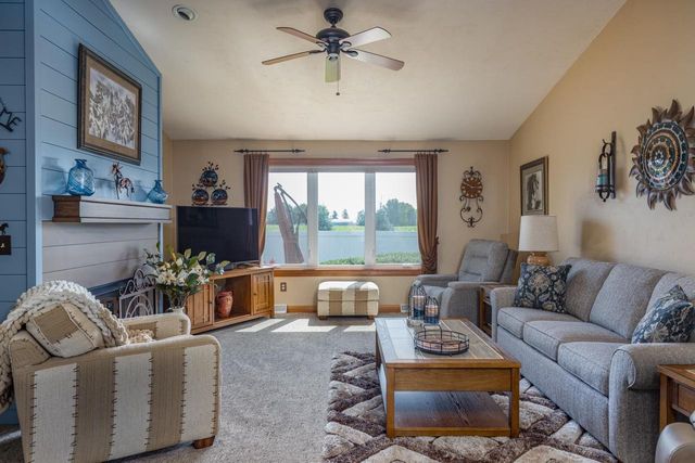 N2290 HOLY HILL DRIVE, Greenville, WI 54942