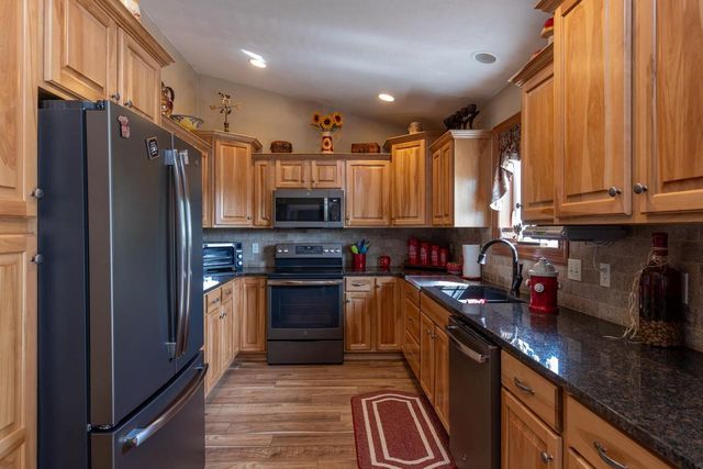 N2290 HOLY HILL DRIVE, Greenville, WI 54942