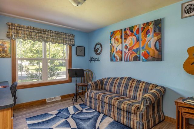 N2290 HOLY HILL DRIVE, Greenville, WI 54942