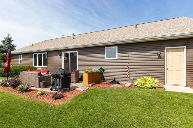 N2290 HOLY HILL DRIVE, Greenville, WI 54942