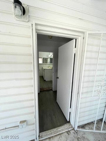 4560 Rancho Hills Drive, Las Vegas, NV 89119