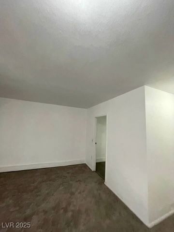 4560 Rancho Hills Drive, Las Vegas, NV 89119